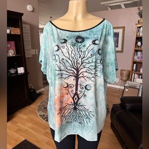 Boutique multicolored artistic tree print short sleeve knit blouse-size XXL